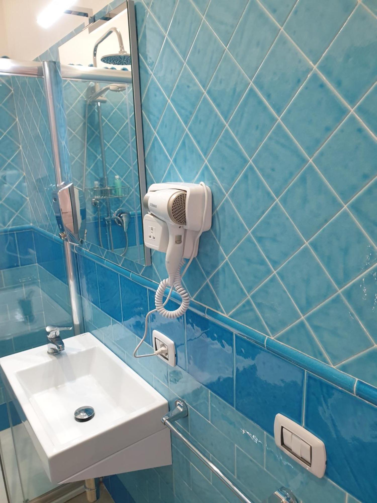 Bed and Breakfast Dimora Costantino Неаполь Номер фото